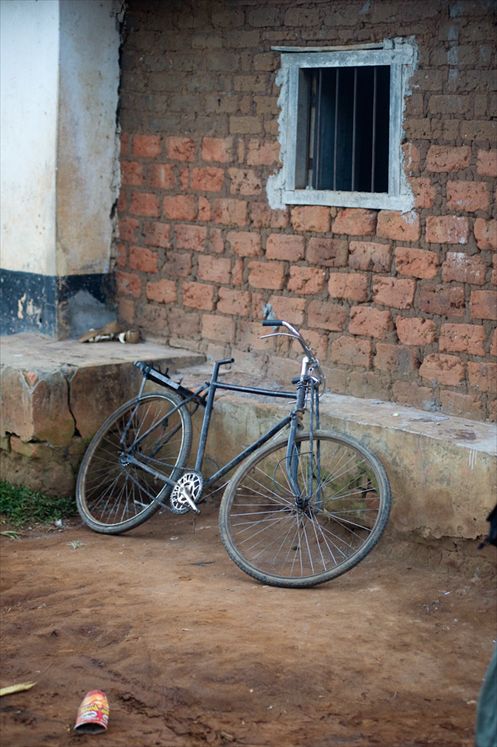 Bicycle, Mud brick home